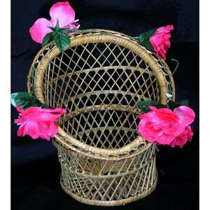 Vtg Wicker Chair Barrel Plant Holder Doll Bear Faux Flower Circle Oval Back Side